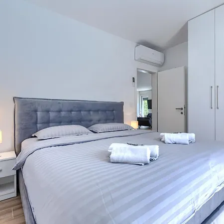 Cancar By Interhome * Фиорини