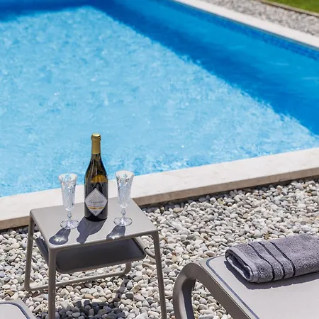 펜션 Cancar By Interhome *