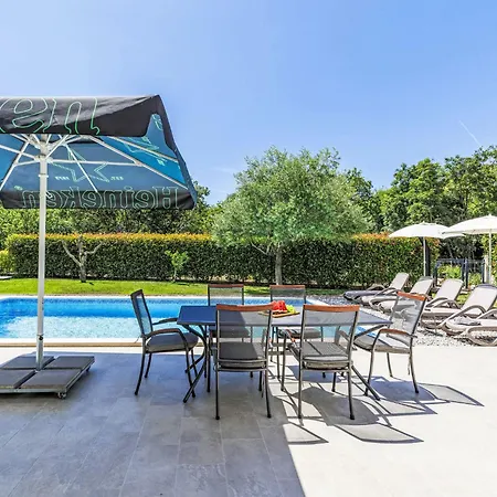 Cancar By Interhome Фиорини