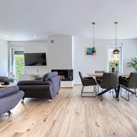 Cancar By Interhome * Фиорини