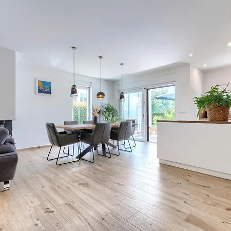 Cancar By Interhome