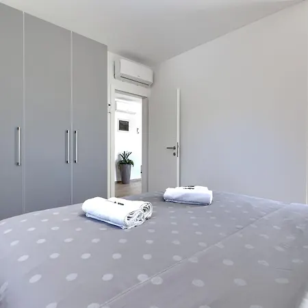 Cancar By Interhome