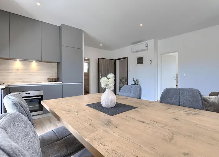 Cancar By Interhome